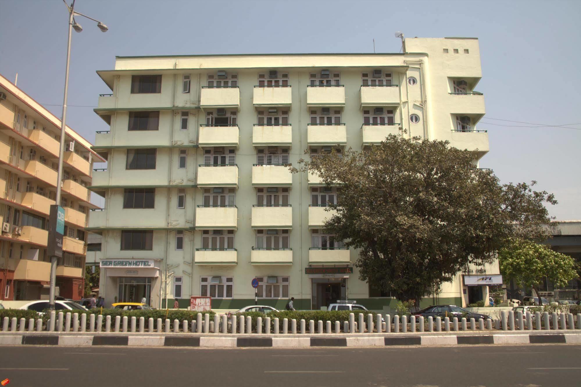 Sea Green Hotel Mumbai Exterior foto