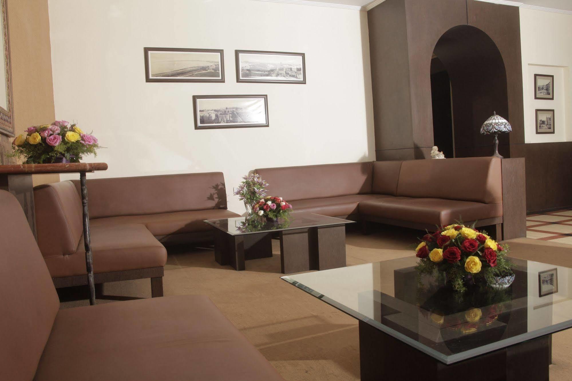 Sea Green Hotel Mumbai Exterior foto