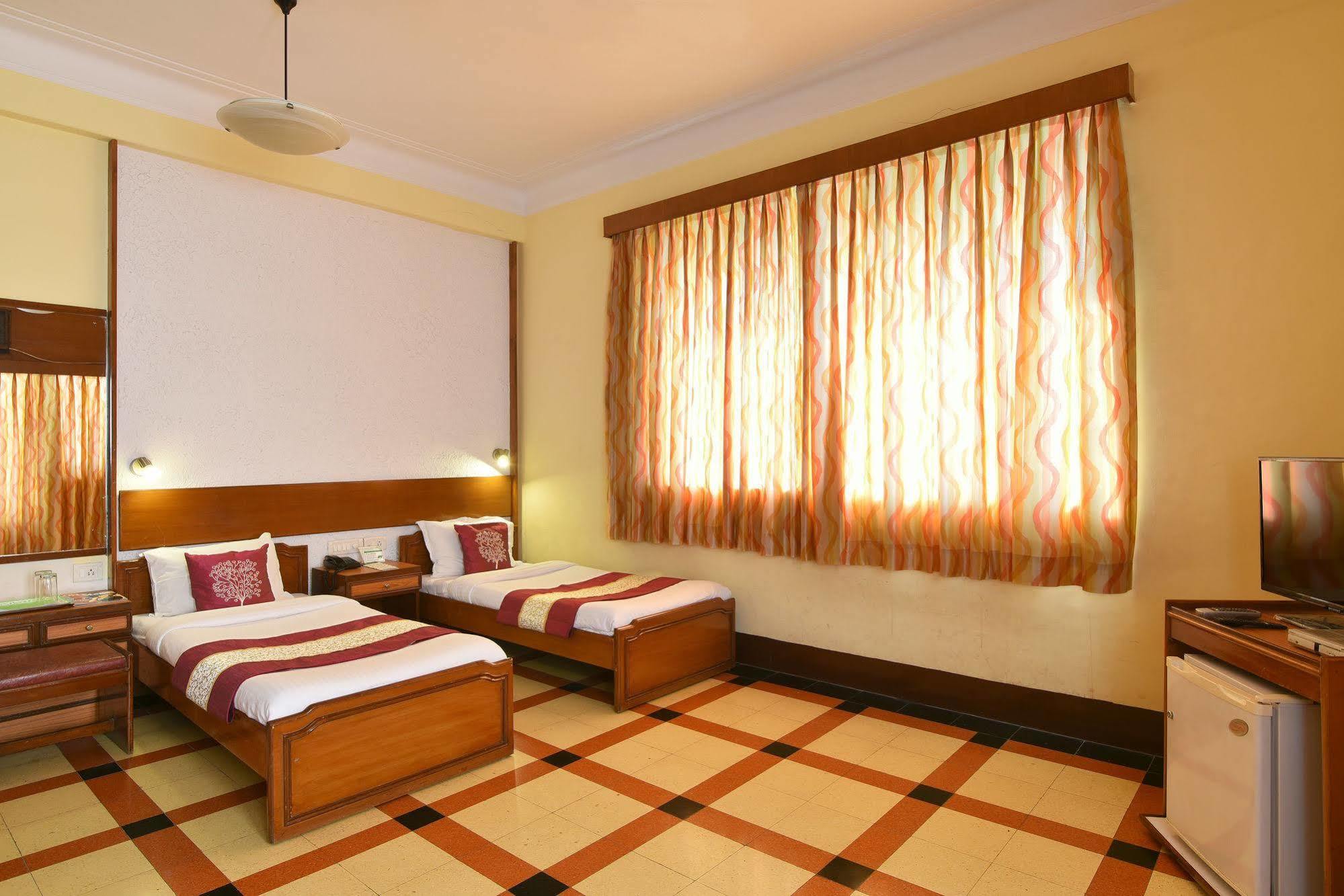Sea Green Hotel Mumbai Exterior foto