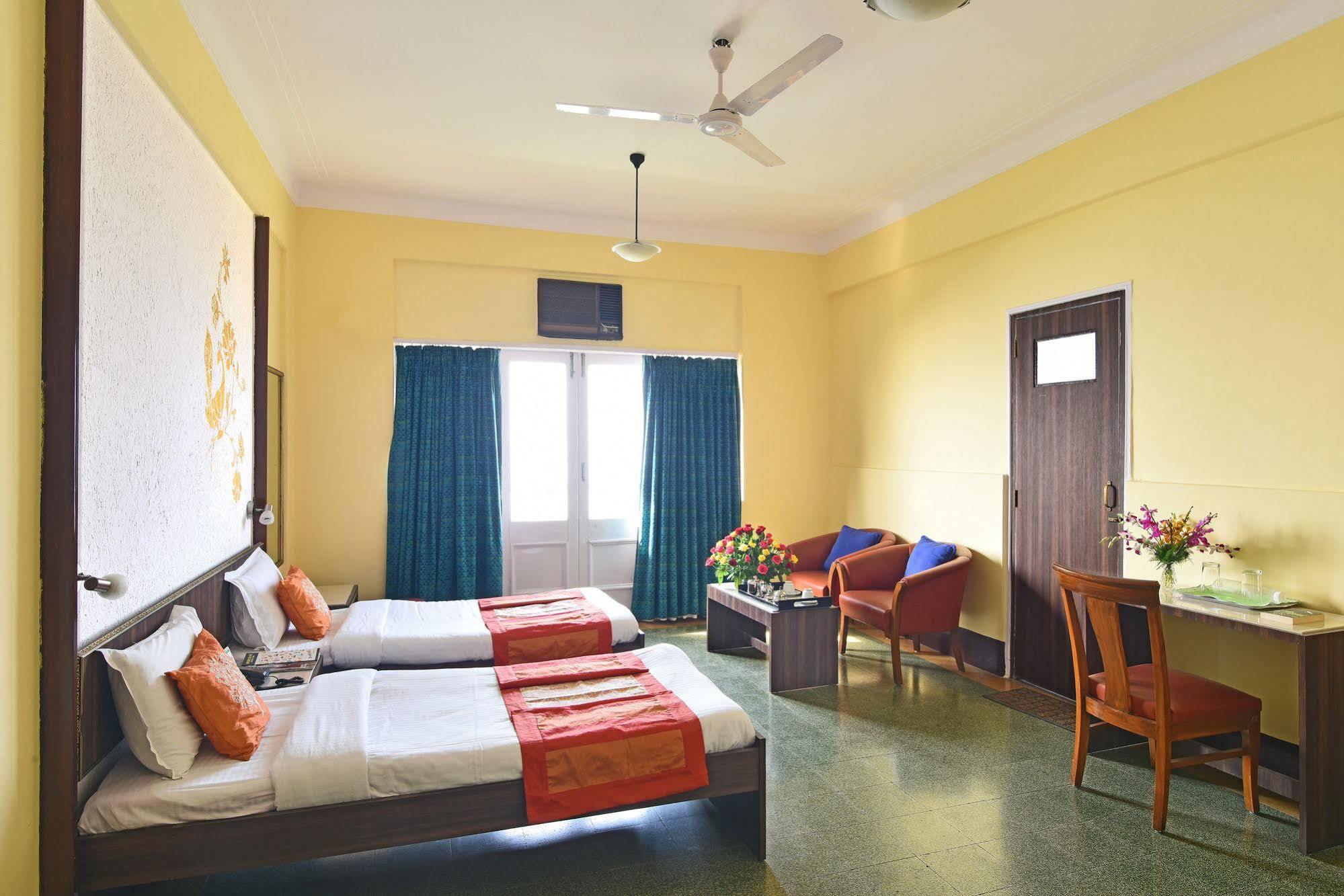 Sea Green Hotel Mumbai Exterior foto