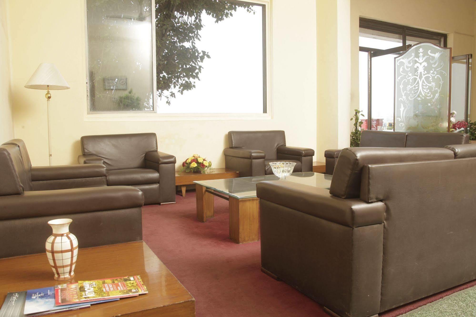 Sea Green Hotel Mumbai Exterior foto
